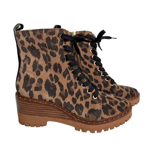 NWOT Vince Camuto Debsen Lug Sole Leopard Print Lace-Up Boots Size 7 1/2 - Picture 1 of 8